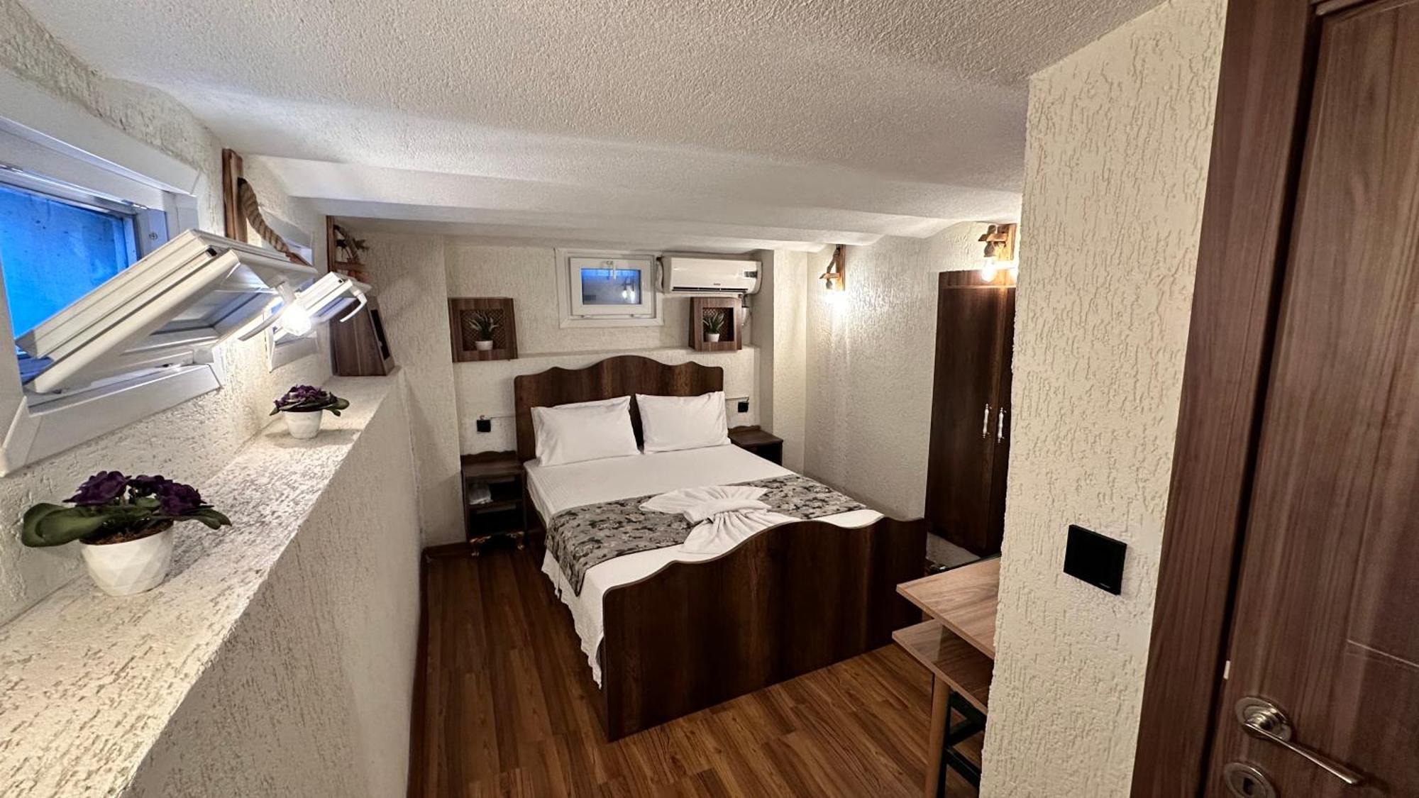 Hotel La Vien Old 3*